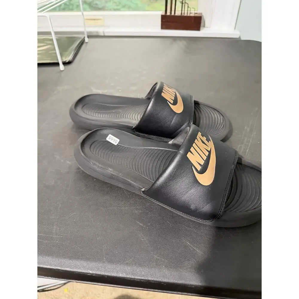 Nike Victori One Slide Mens 9 Black Metallic Gold Comfort Sandal CN9677-001